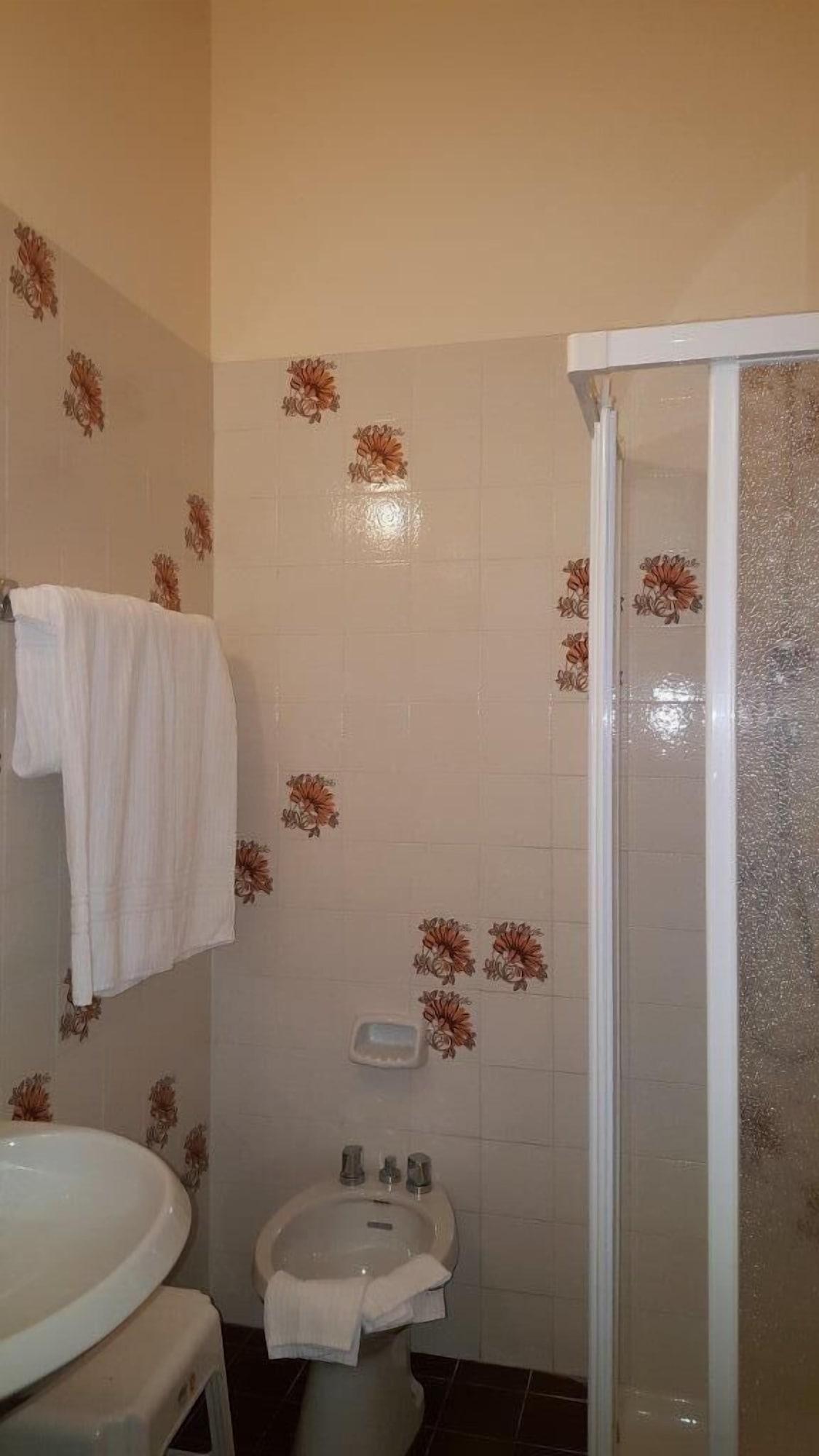 Hotel Sorriso Brenzone sul Garda Bagian luar foto