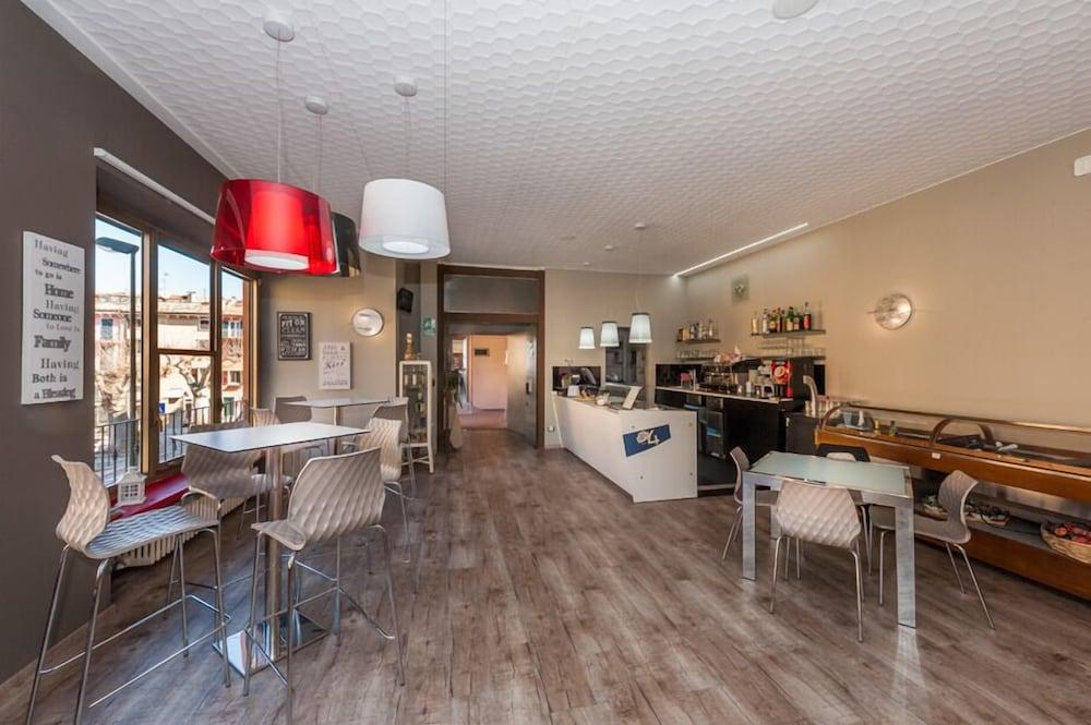 Hotel Sorriso Brenzone sul Garda Bagian luar foto