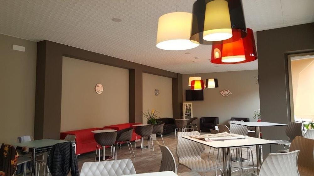 Hotel Sorriso Brenzone sul Garda Bagian luar foto