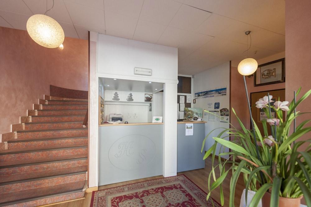 Hotel Sorriso Brenzone sul Garda Bagian luar foto