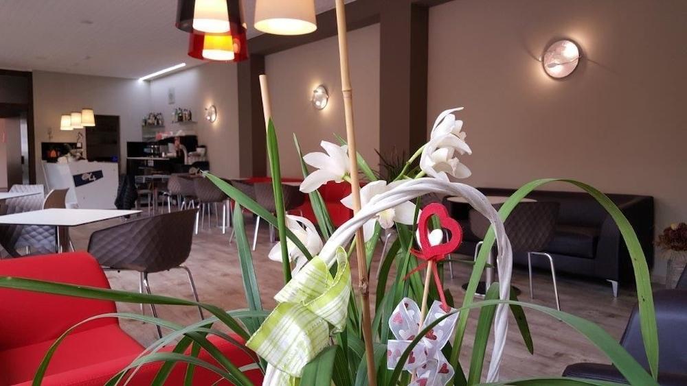 Hotel Sorriso Brenzone sul Garda Bagian luar foto